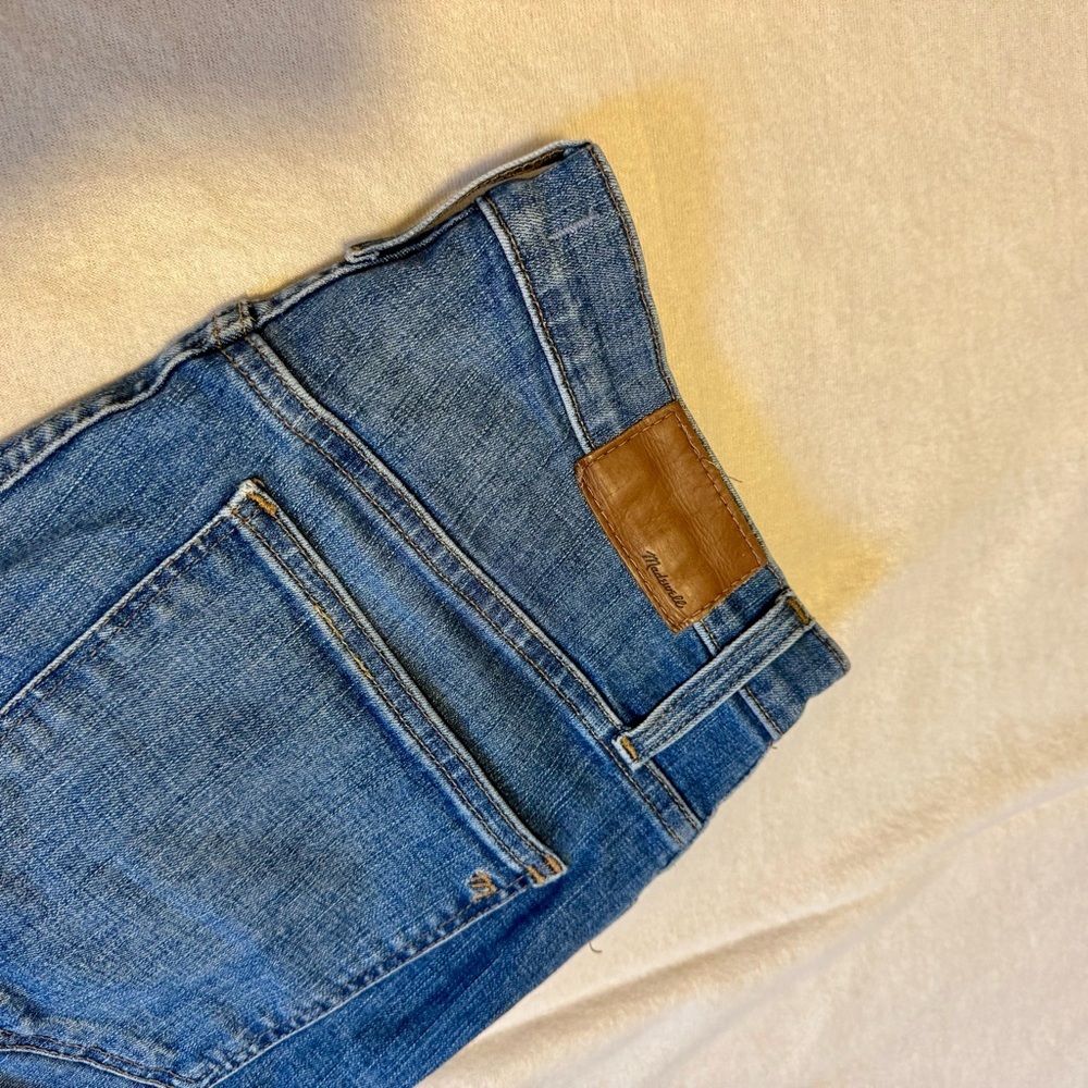MADEWELL 10" High-Rise Skinny Jeans: Drop Step-Hem Edition - Picture 5 of 12
